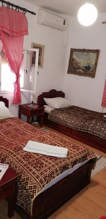 Etno Apartmani "Vlaska Kuca" Кладово Екстериор снимка