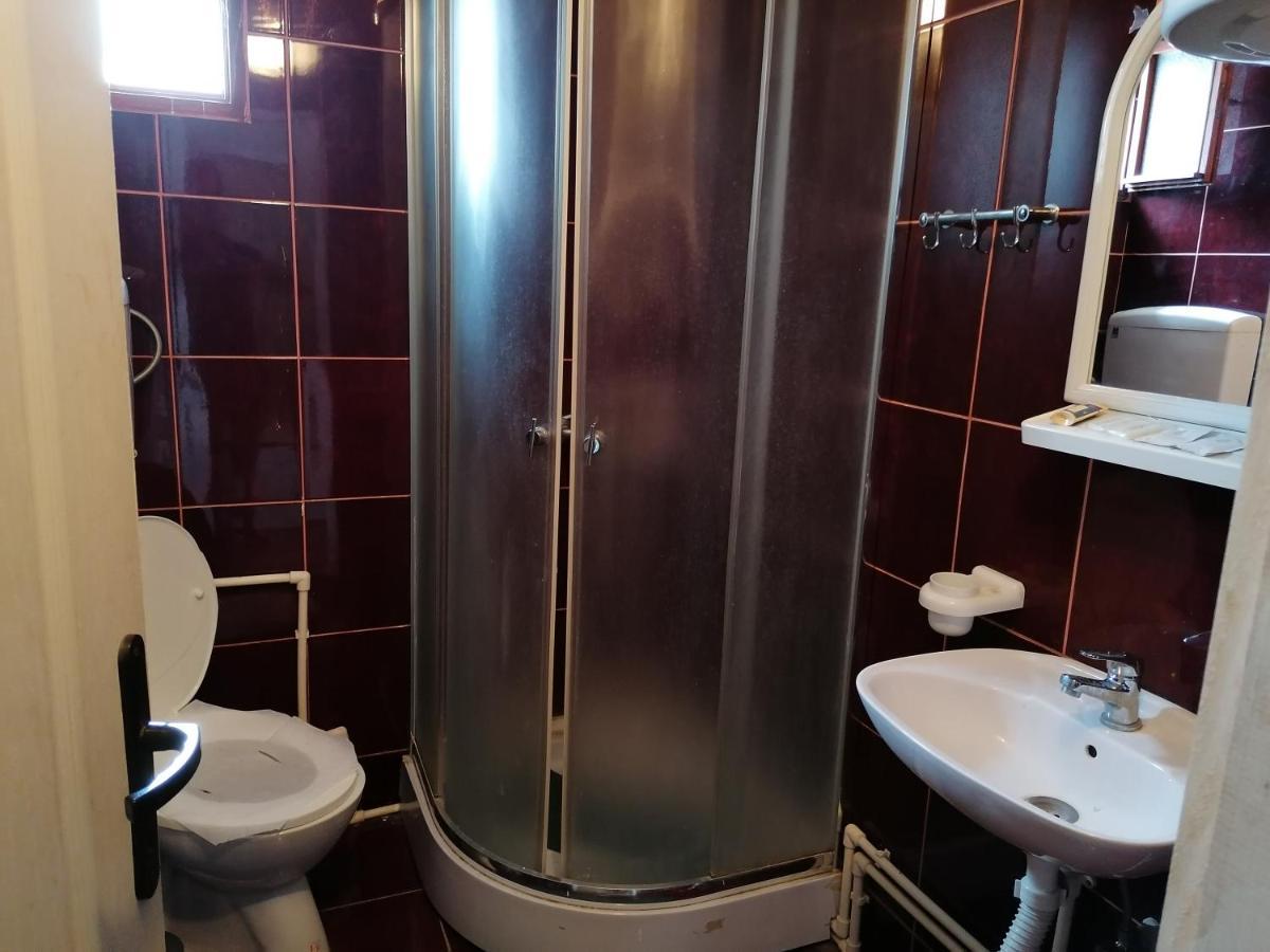 Etno Apartmani "Vlaska Kuca" Кладово Екстериор снимка